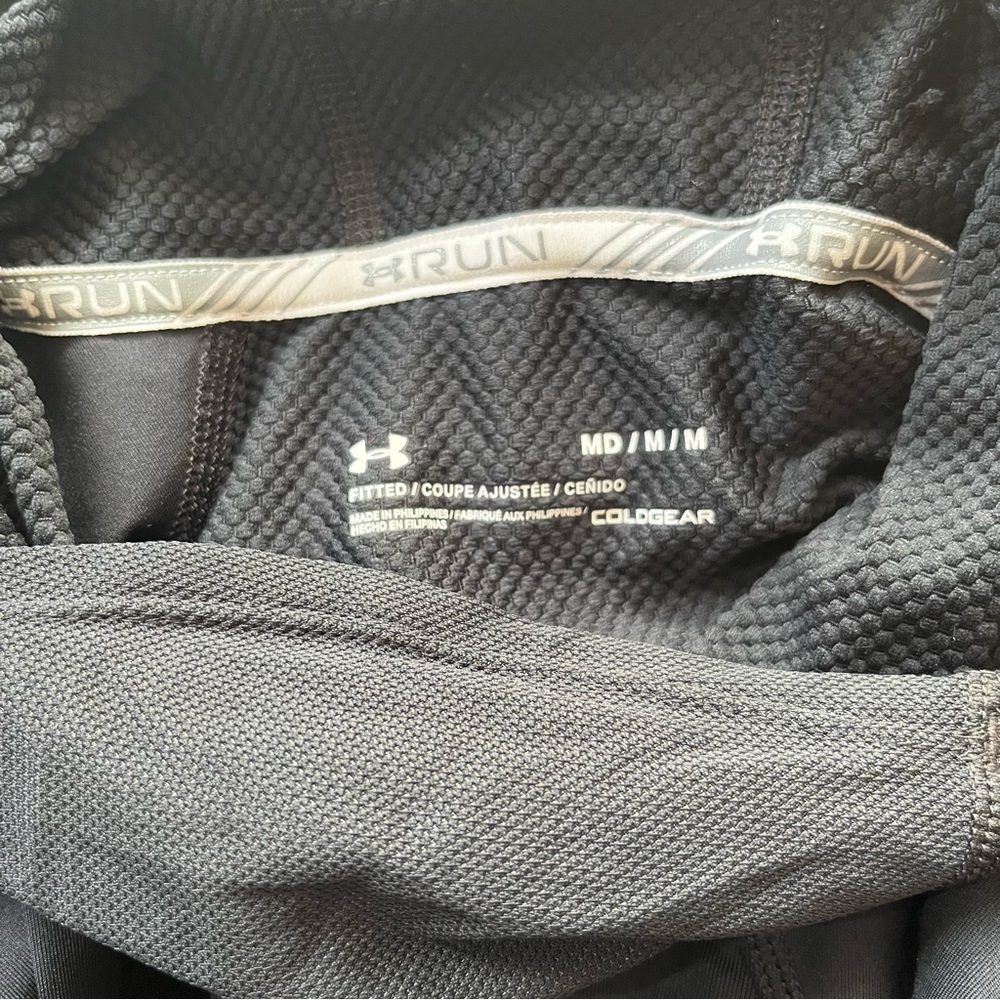 Under Armour Cold Gear Running Hoodie - Picture 6 of 6